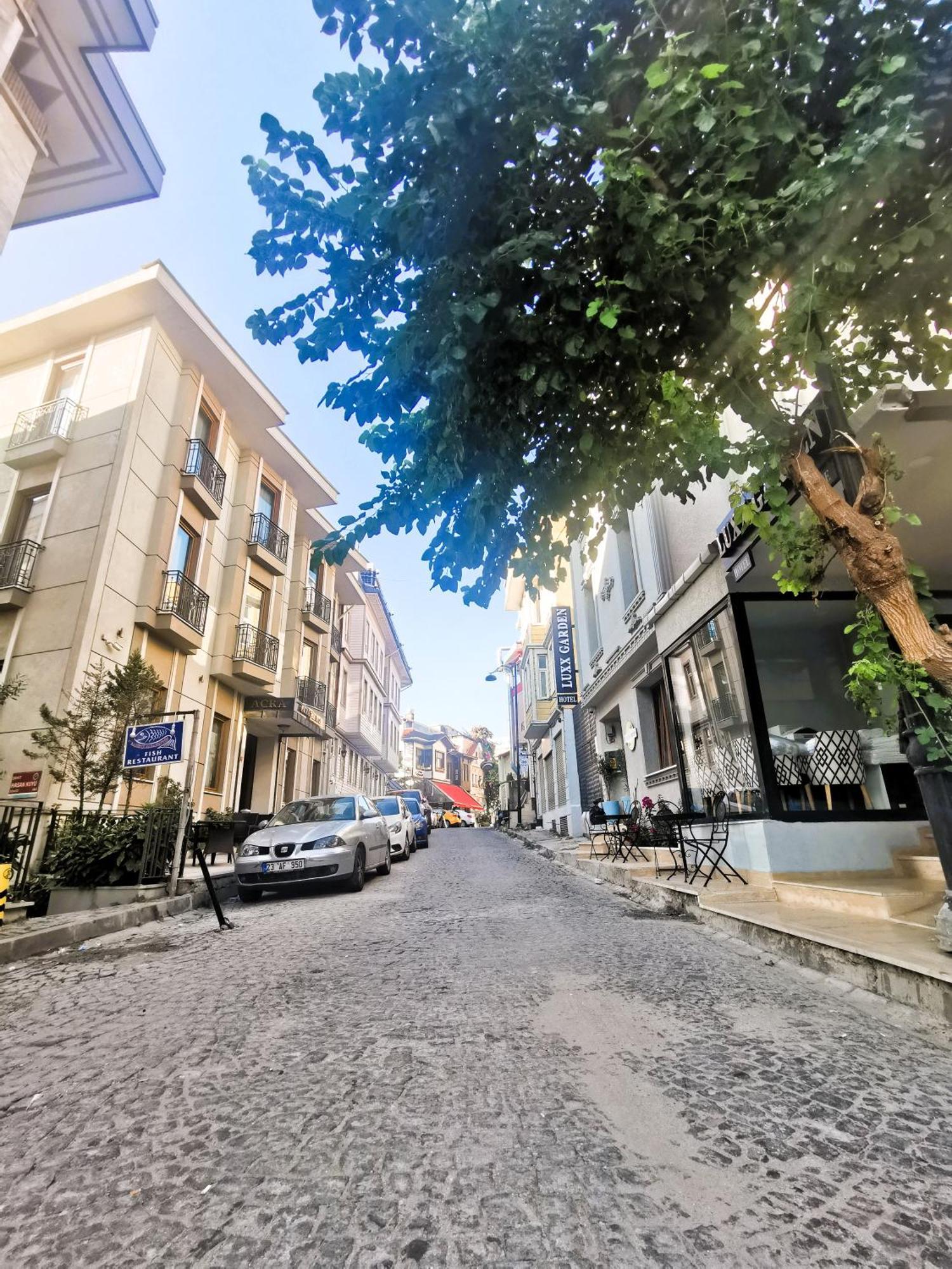 Luxx Garden Hotel, Istanbul